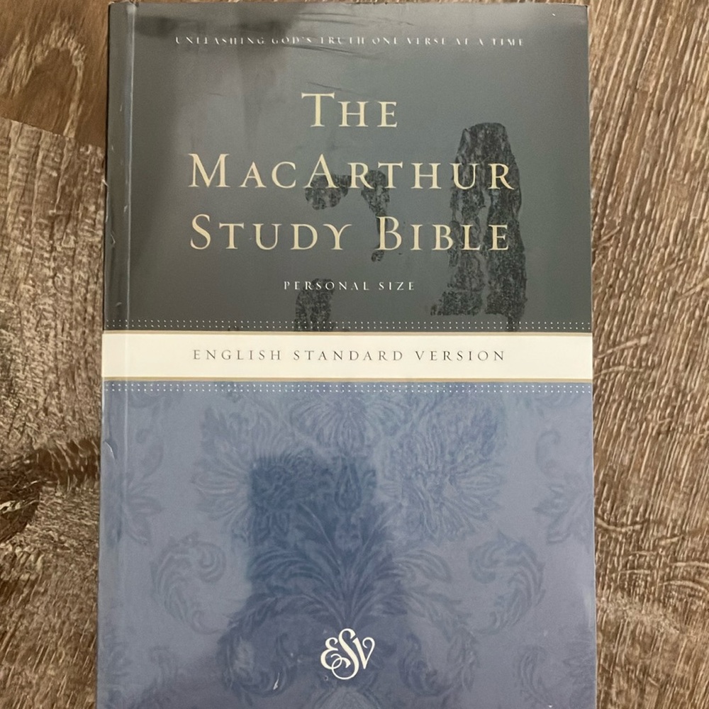 The MacArthur Study Bible ESV | Personal Size | New In Plastic